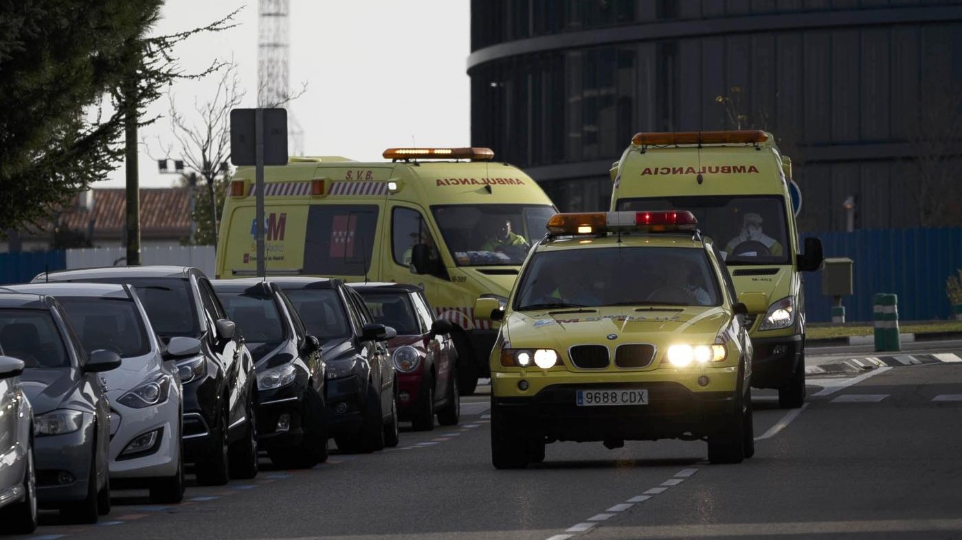 Portogallo, elicottero si schianta vicino supermercato: 5 morti