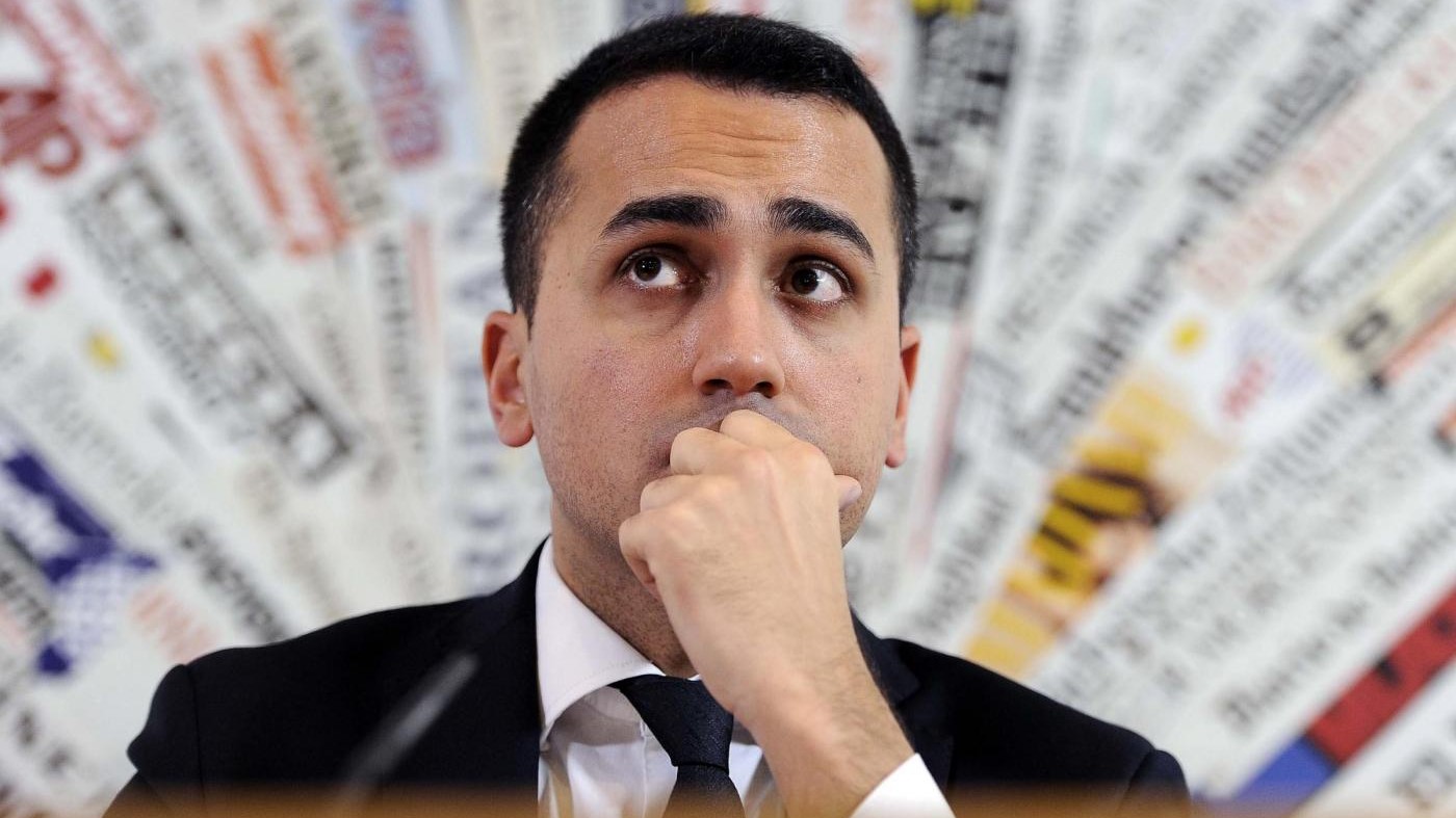 Di Maio: Liberalizzazione orari negozi ci fa più poveri e infelici