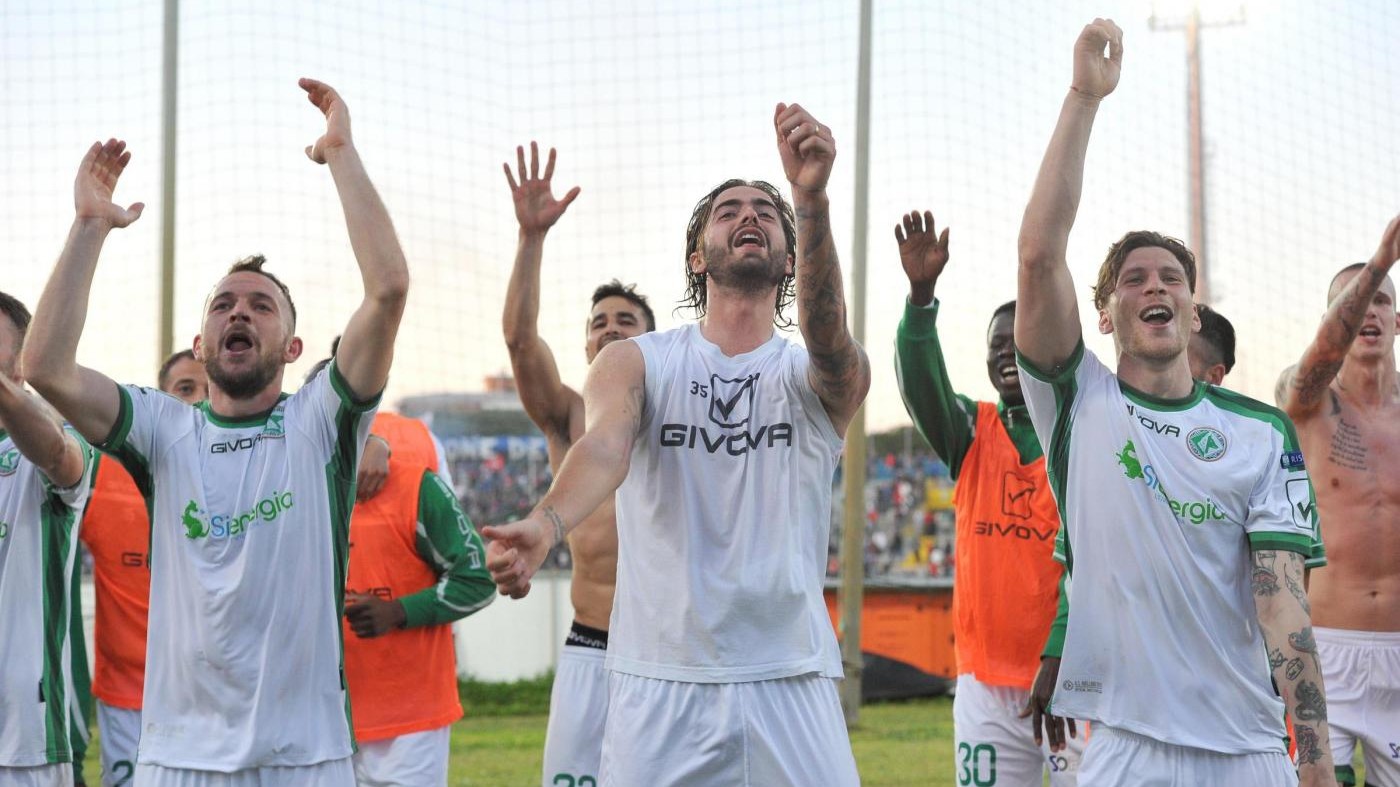 Serie B, l’Avellino vince match salvezza con il Pisa 1-0