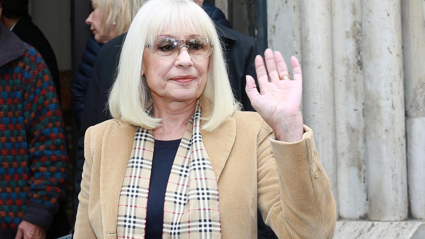 Boncompagni, il ricordo di Raffaella Carrà: Abbiamo riso fino all’ultimo