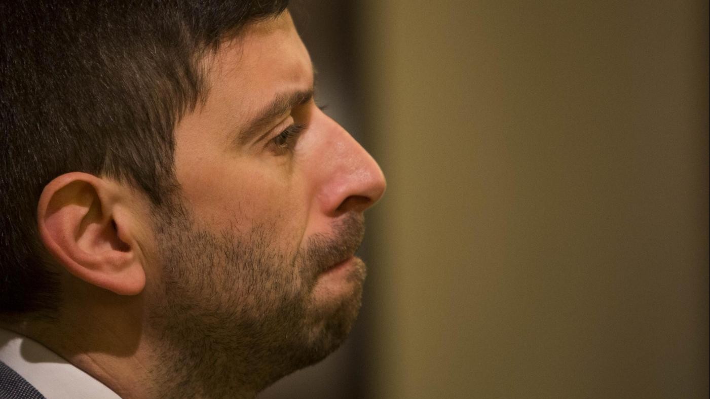 Speranza: Faccia come il c…? Offesa simbolo dell’arroganza Pd