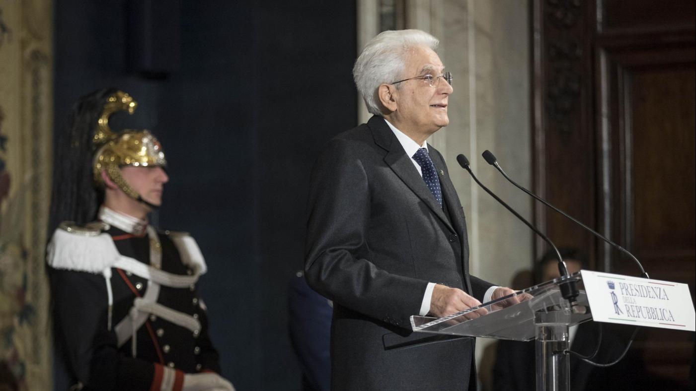 Appello di Mattarella alla politica: Basta odio anche sui social
