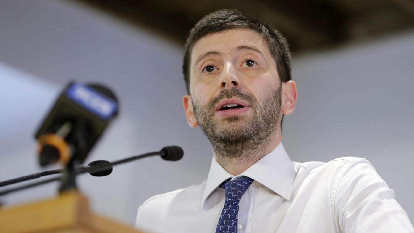 L’ultimatum di Speranza a Poletti: Via i voucher oppure sfiducia