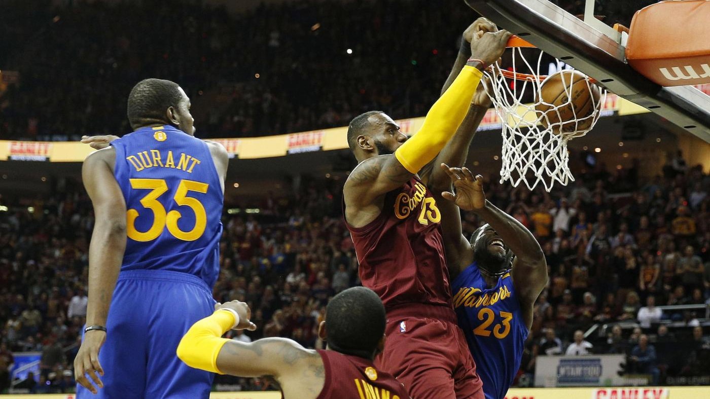 Nba, Cavs battono Warriors sulla sirena, ai Lakers derby di LA