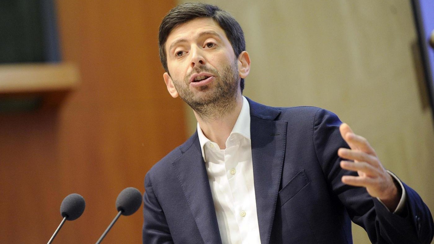 Pd, Speranza all’attacco: Basta con un partito amico dei potenti