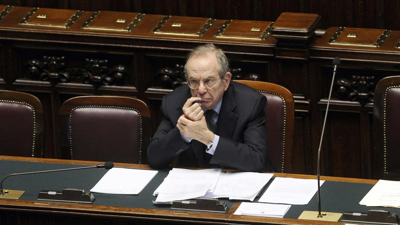 Mps, Padoan: Sarà iper-capitalizzata, Bce dia informazioni