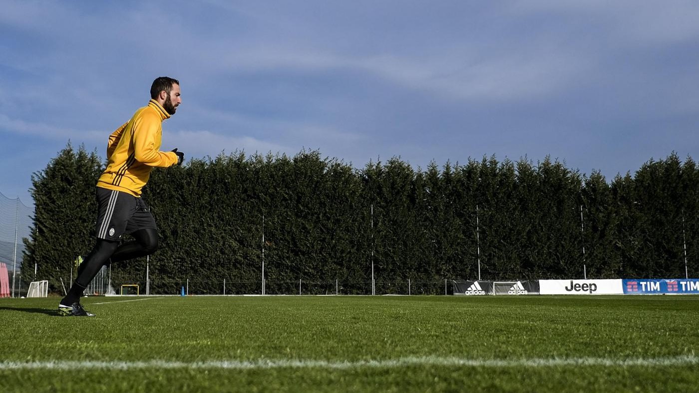 Juventus: in allenamento si rivede Higuain, febbre per Buffon