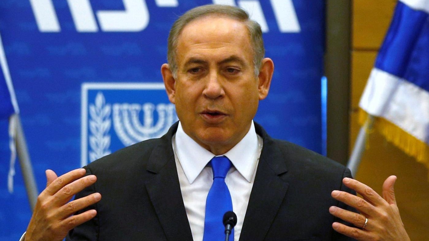 Israele, investigatori a casa di Netanyahu per interrogatorio