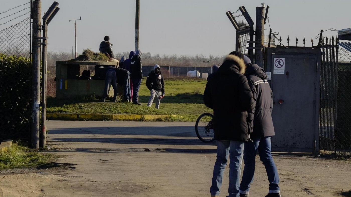 Venezia, rivolta migranti nel Cpa: operatori bloccati poi liberati