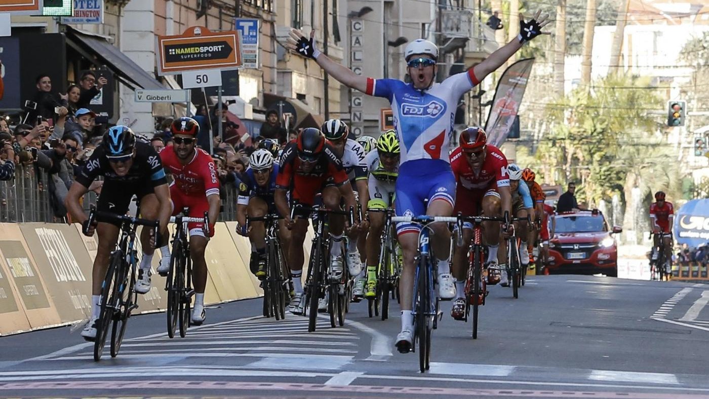 Milano-Sanremo, vince a sorpresa il francese Demare