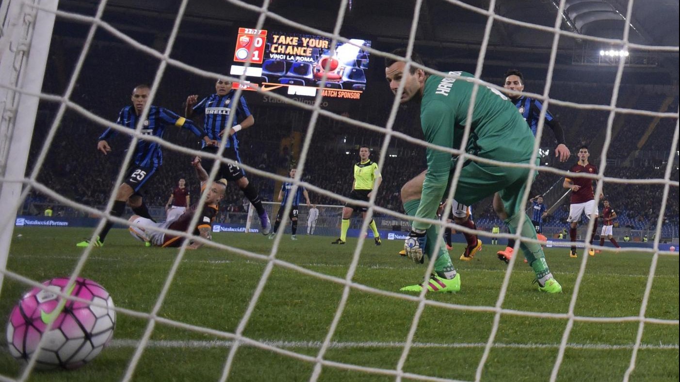 Roma e Inter pareggiano 1-1