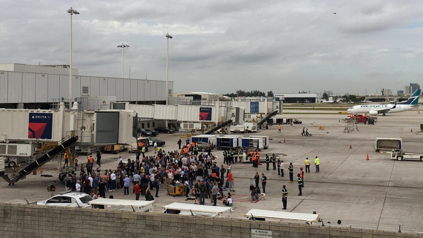 Sparatoria all’aeroporto di Fort Lauderdale in Florida: 5 morti