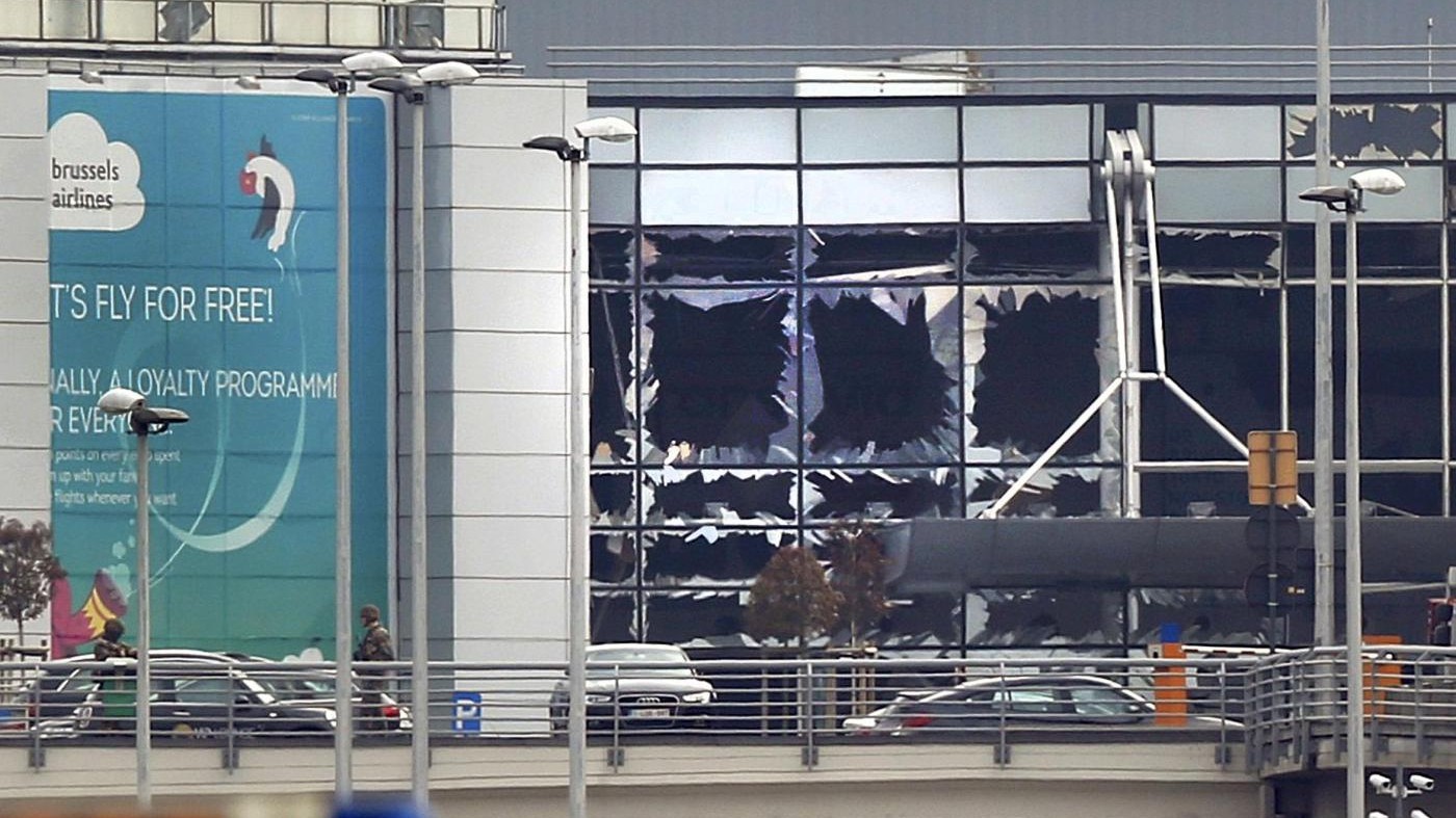 FOTO – Bruxelles, due esplosioni all’aeroporto di Zaventem: 13 morti