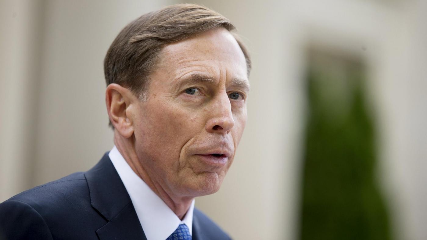 Petraeus annuncia: Pronto a ruolo in amministrazione Trump