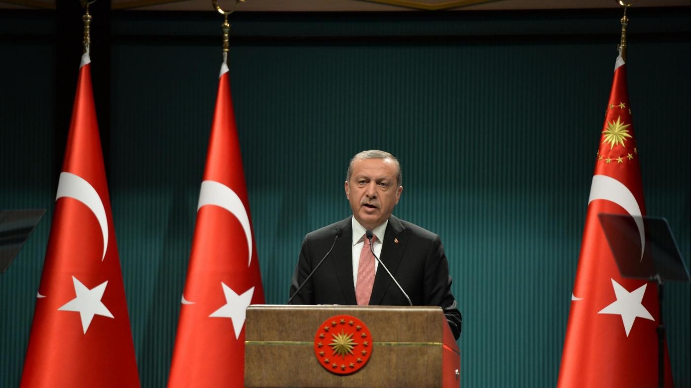 Turchia, governo licenzia 10mila lavoratori statali per legami Pkk