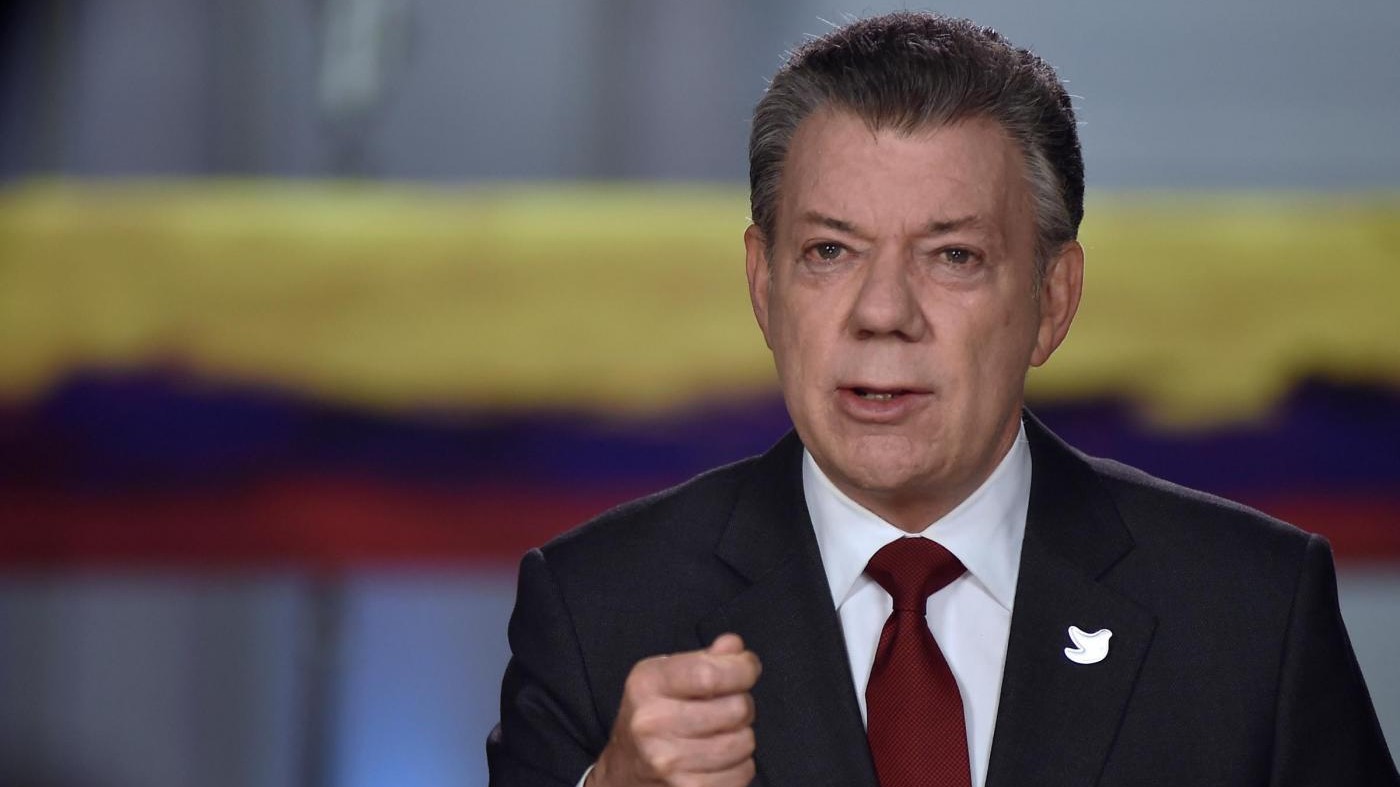 Colombia, firmato nuovo accordo di pace governo-Farc