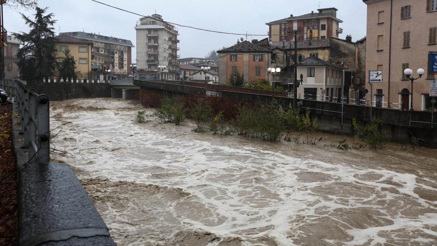 Maltempo, paura in Piemonte per le piene del Po e del Bormida