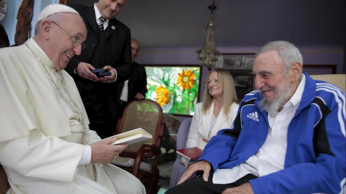Fidel Castro e la Chiesa cattolica: dalle persecuzioni alle preghiere