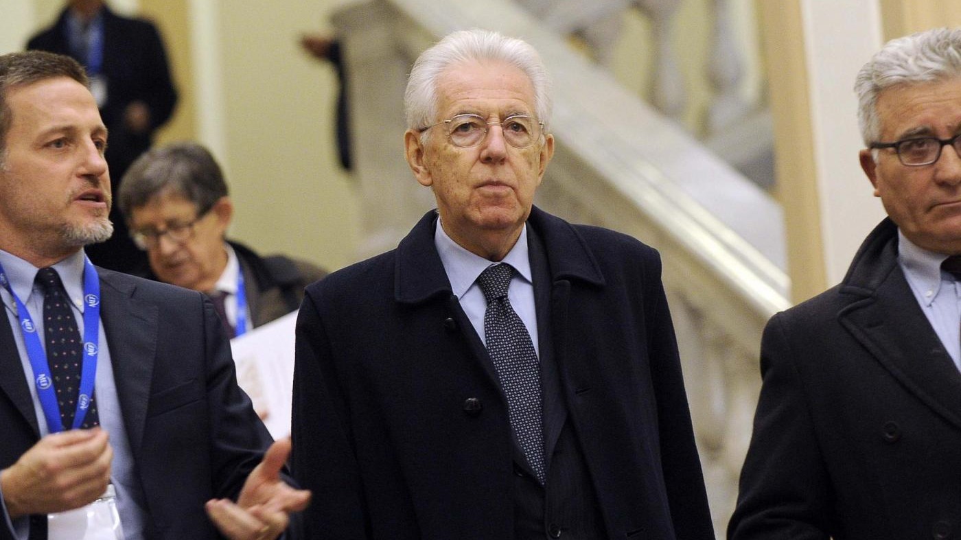 Referendum, Monti: No Governo tecnico, Renzi non deve lasciare
