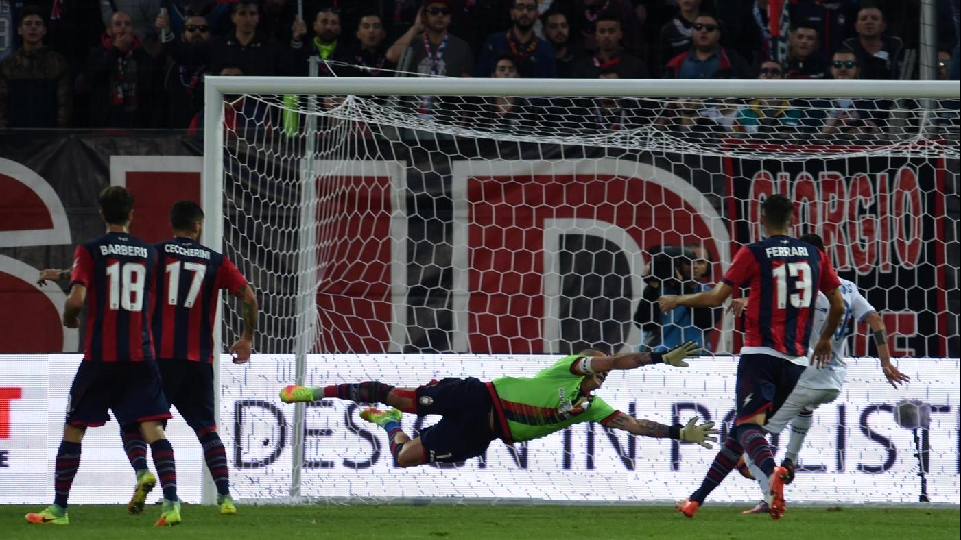 Serie A, Bruno Fernandes replica a Falcinelli: Crotone-Samp 1-1