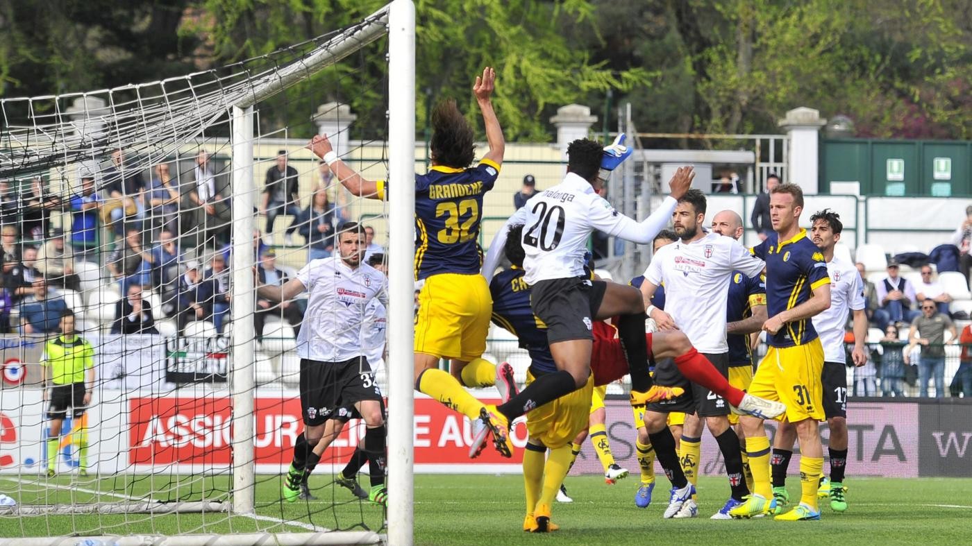 Pareggio in zona salvezza tra Pro Vercelli e Modena 1-1