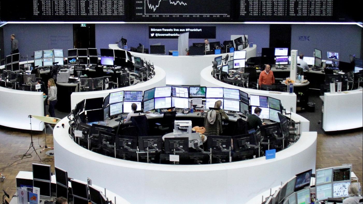 Borsa, Milano chiude in rialzo: vola Bper, ancora bene gli oil