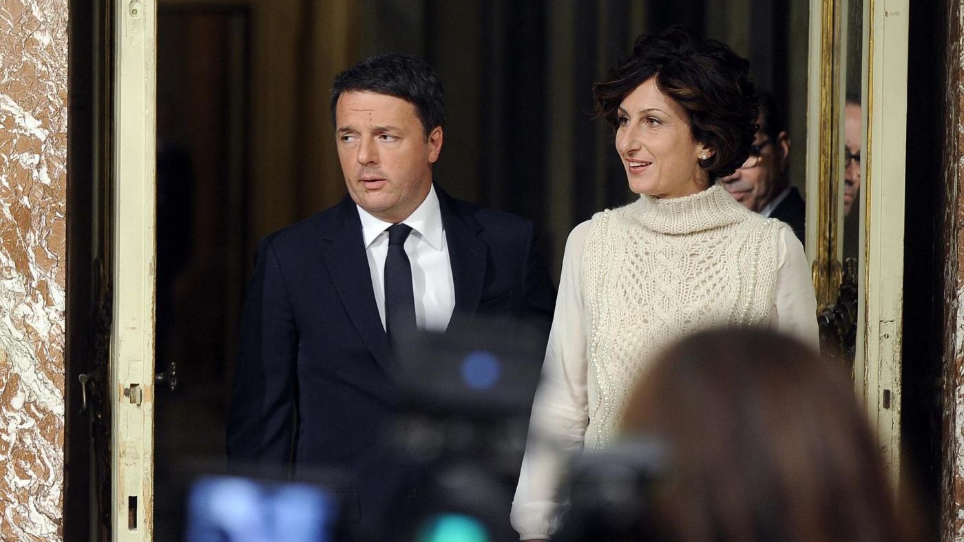 Referendum, Renzi lascia e si commuove: Ho perso, salta la mia poltrona