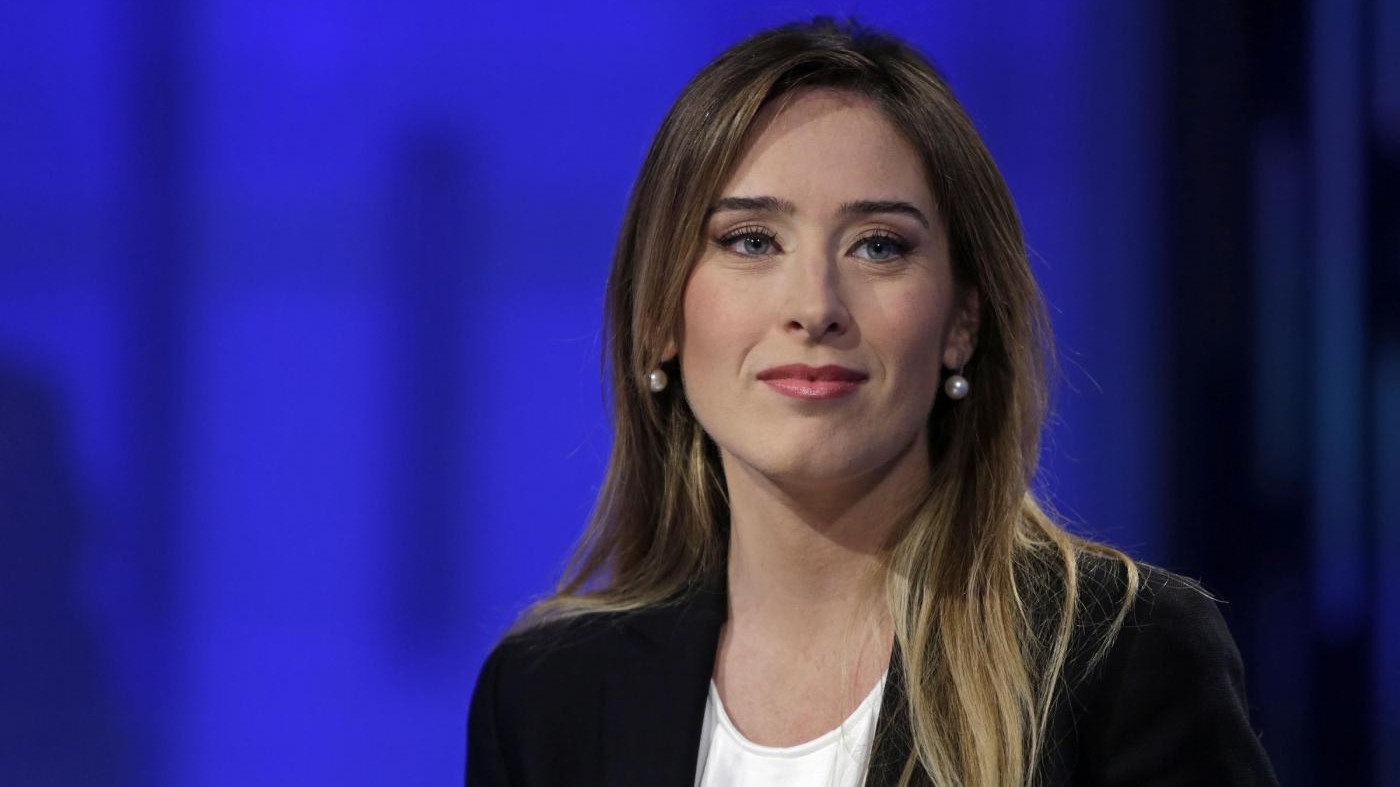 Boschi, da madrina della riforma a ministra nel mirino: Ripartiremo