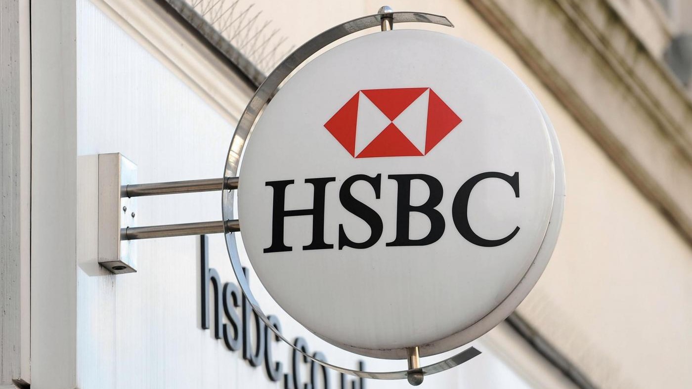 Ue multa Crédit Agricole, Hsbc e JPMorgan per cartello su derivati