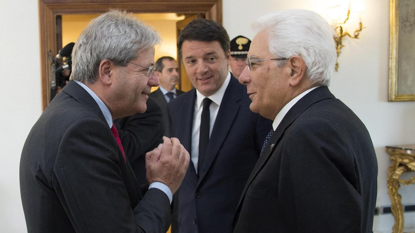 Pd, Renzi trova quadra: Gentiloni per riformare Italicum e poi voto