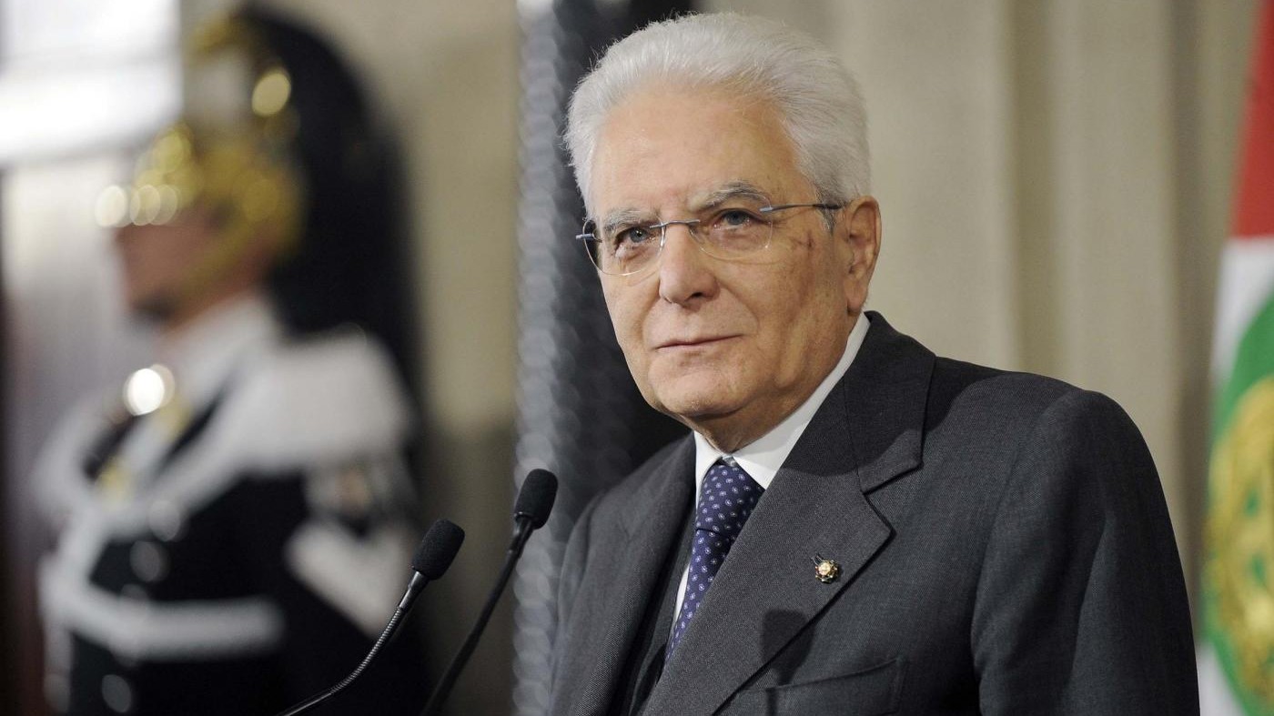 Mattarella: Governo con pieni poteri e in tempi brevi