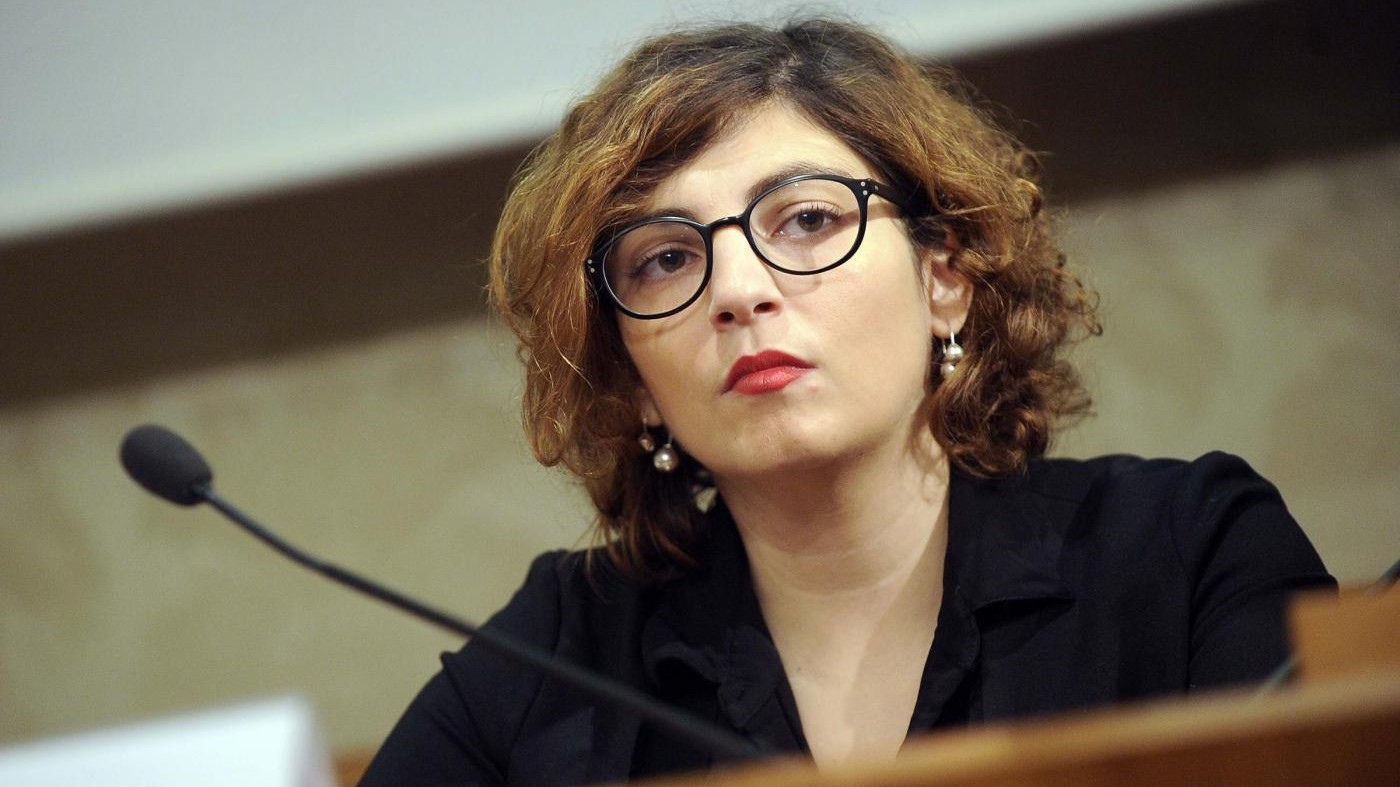Castelli (M5S): Gentiloni? Gente che fa malapolitica da 30 anni