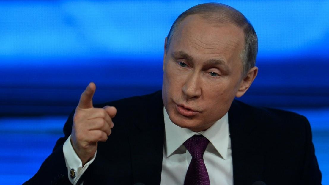Putin incontrerà Trump. Intanto Merkel chiede sanzioni per Russia