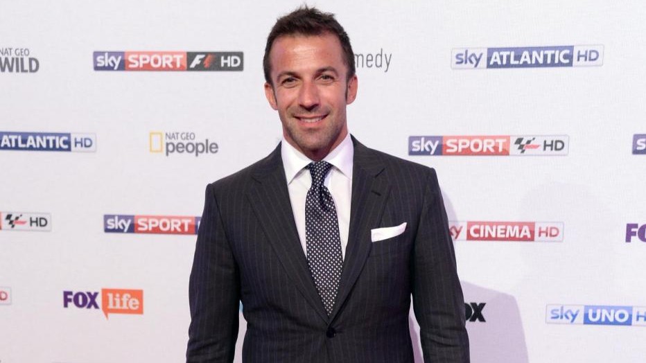 Del Piero compie 42 anni: gli auguri della Juve e della Nazionale