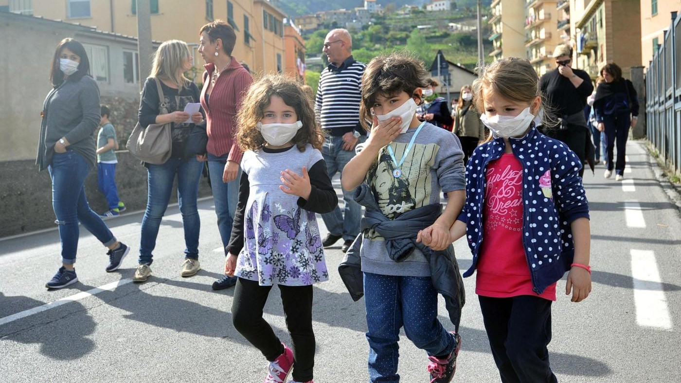 FOTO Petrolio nel Polcevera, la rabbia di Fegino