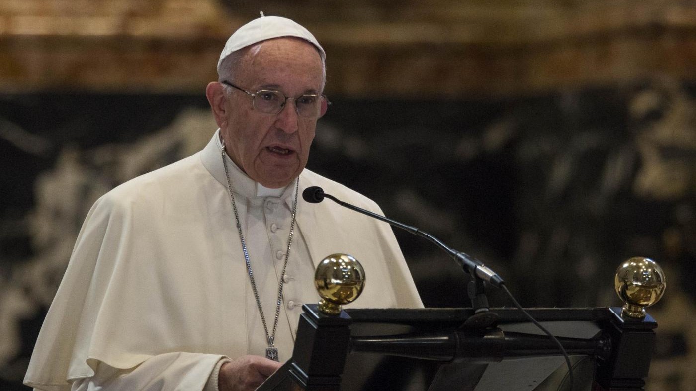 Migranti, Papa a vescovi Usa: La sfida è abbattere muri