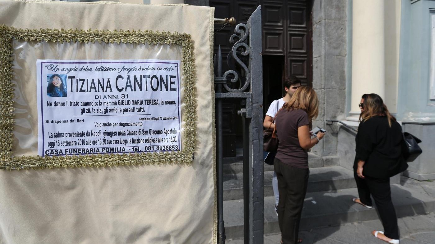 La madre di Tiziana Cantone: Mia figlia veniva picchiata