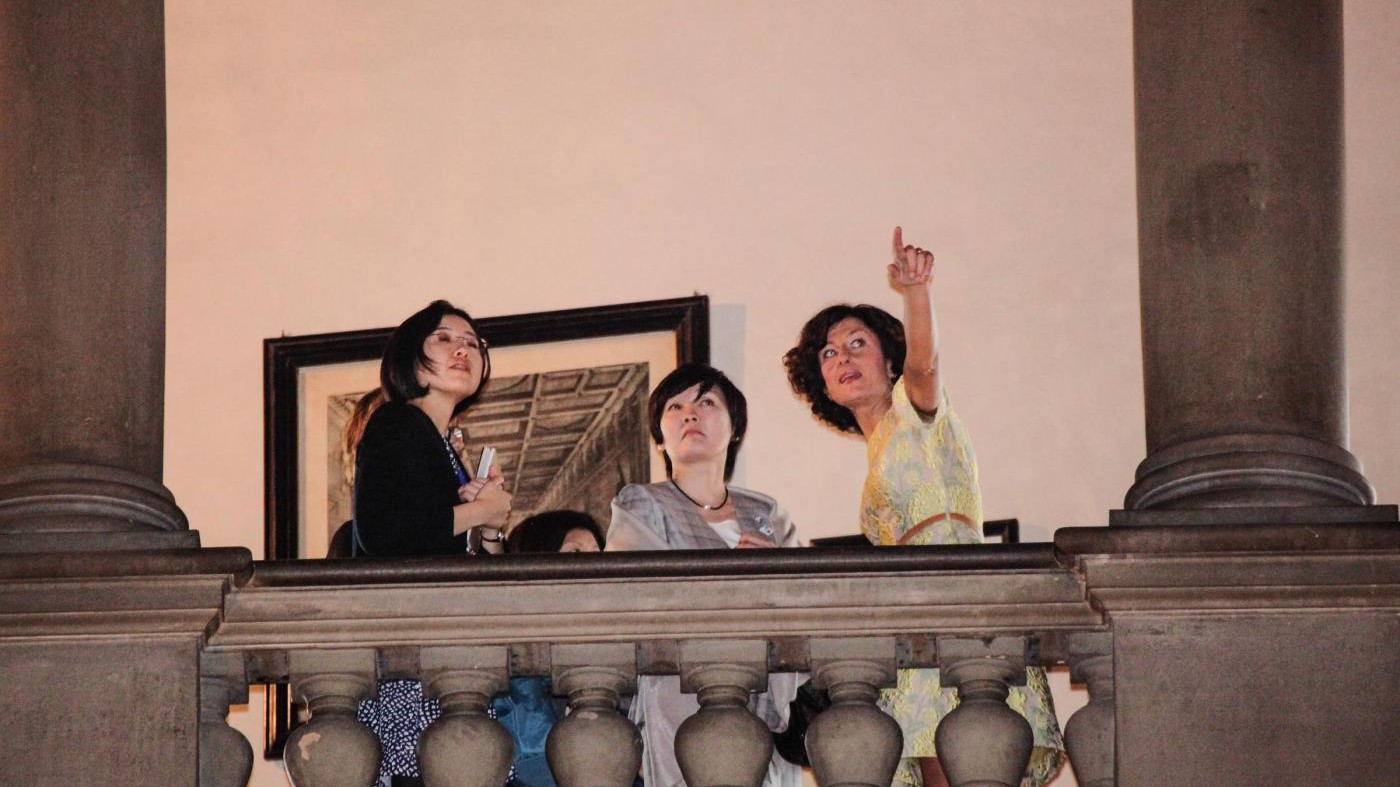 FOTO Agnese Landini e Akie Abe eleganti a Firenze