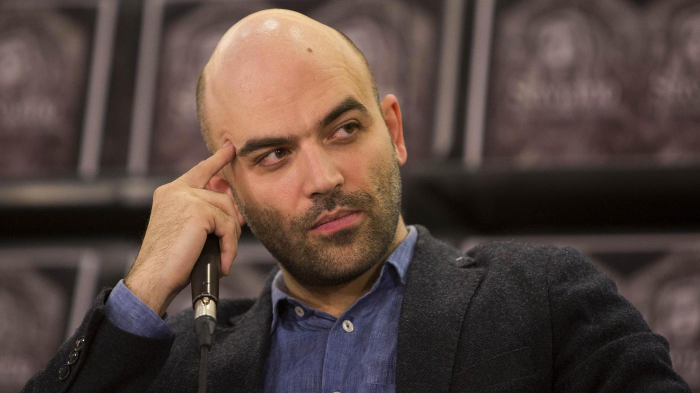 De Luca choc su Bindi, Saviano: Parole mafiose. Pd: Chieda scusa