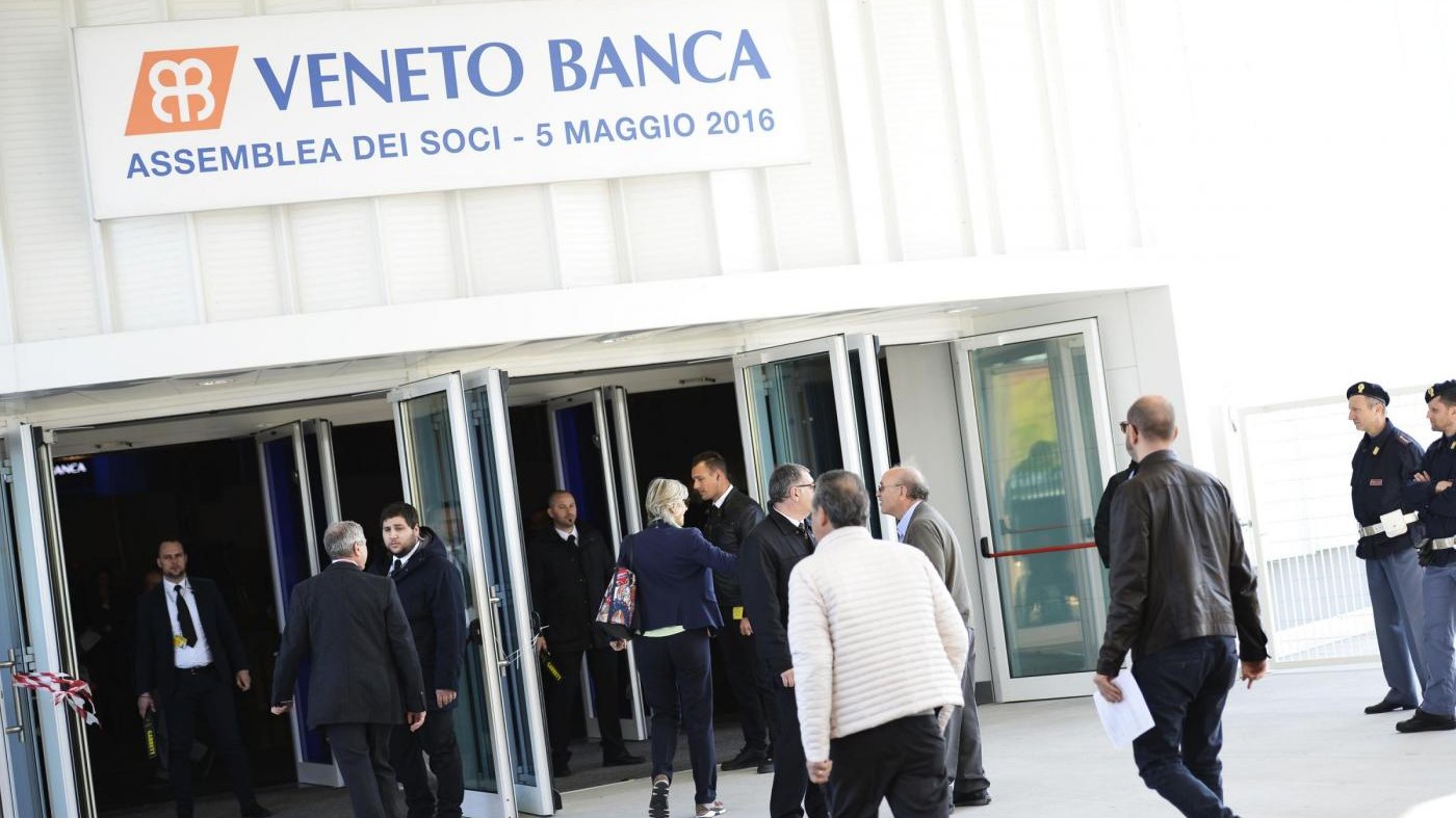 FOTO Veneto Banca, Zanetti: Chiariscano o lascio come cliente