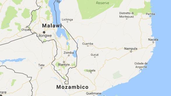 Mozambico, esplode un furgone carico di carburante: 73 morti