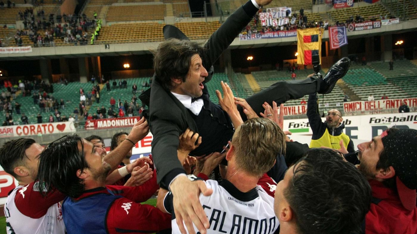 Serie B, 3-0 al Bari: Cagliari promosso in Serie A