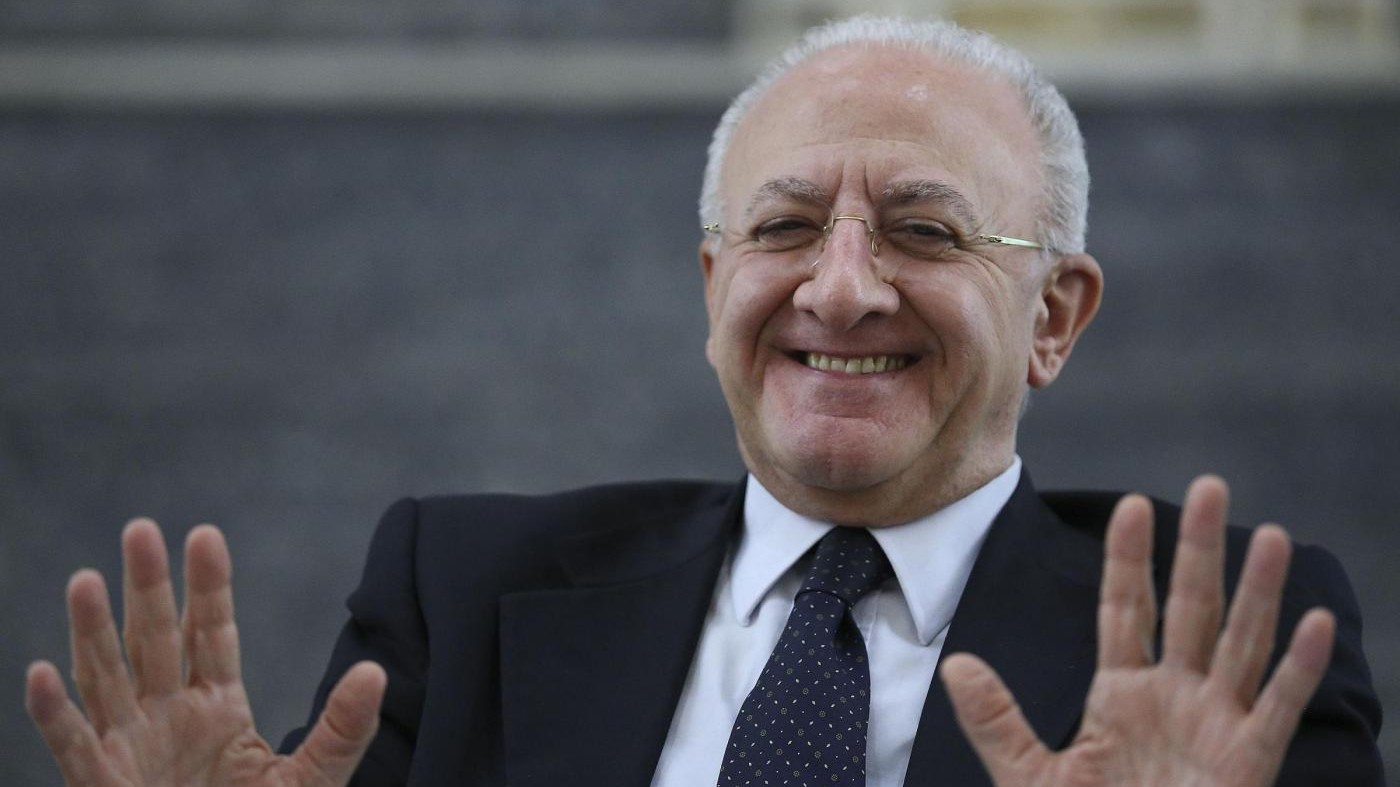 Le scuse di De Luca: Inaccettabili le mie parole su Rosy Bindi