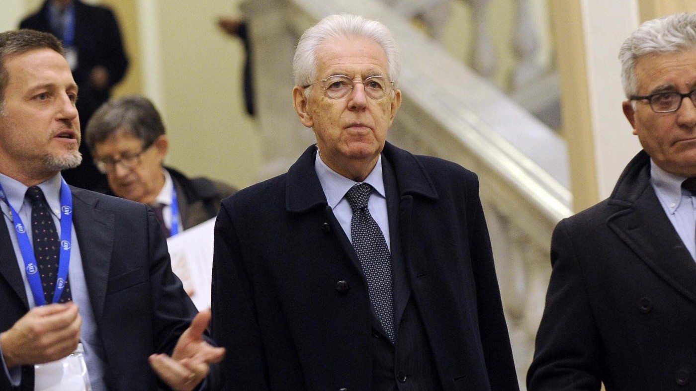 Monti: Se vince il No Renzi non lasci, inopportuno drammatizzare