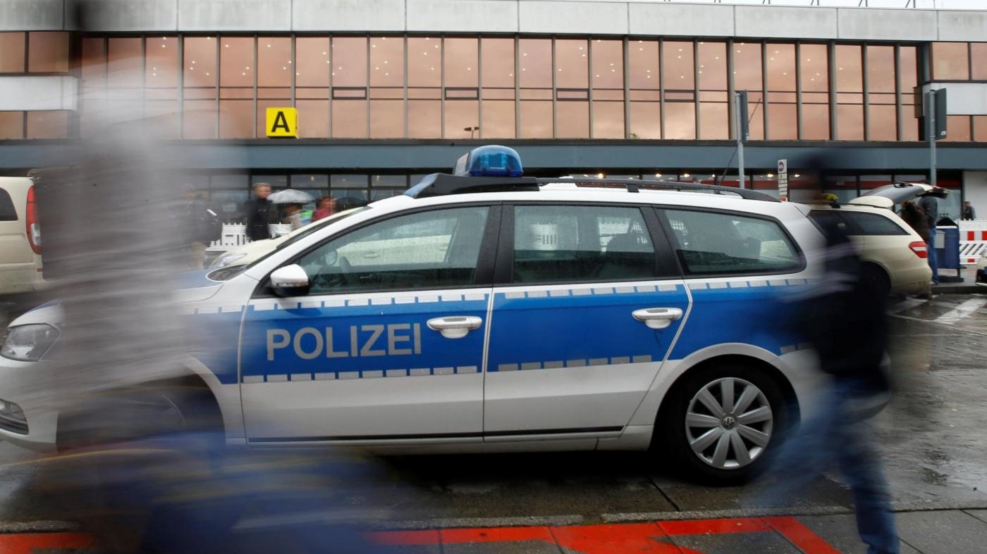 Germania, sparatoria a Duren: sospetto barricato con ostaggi