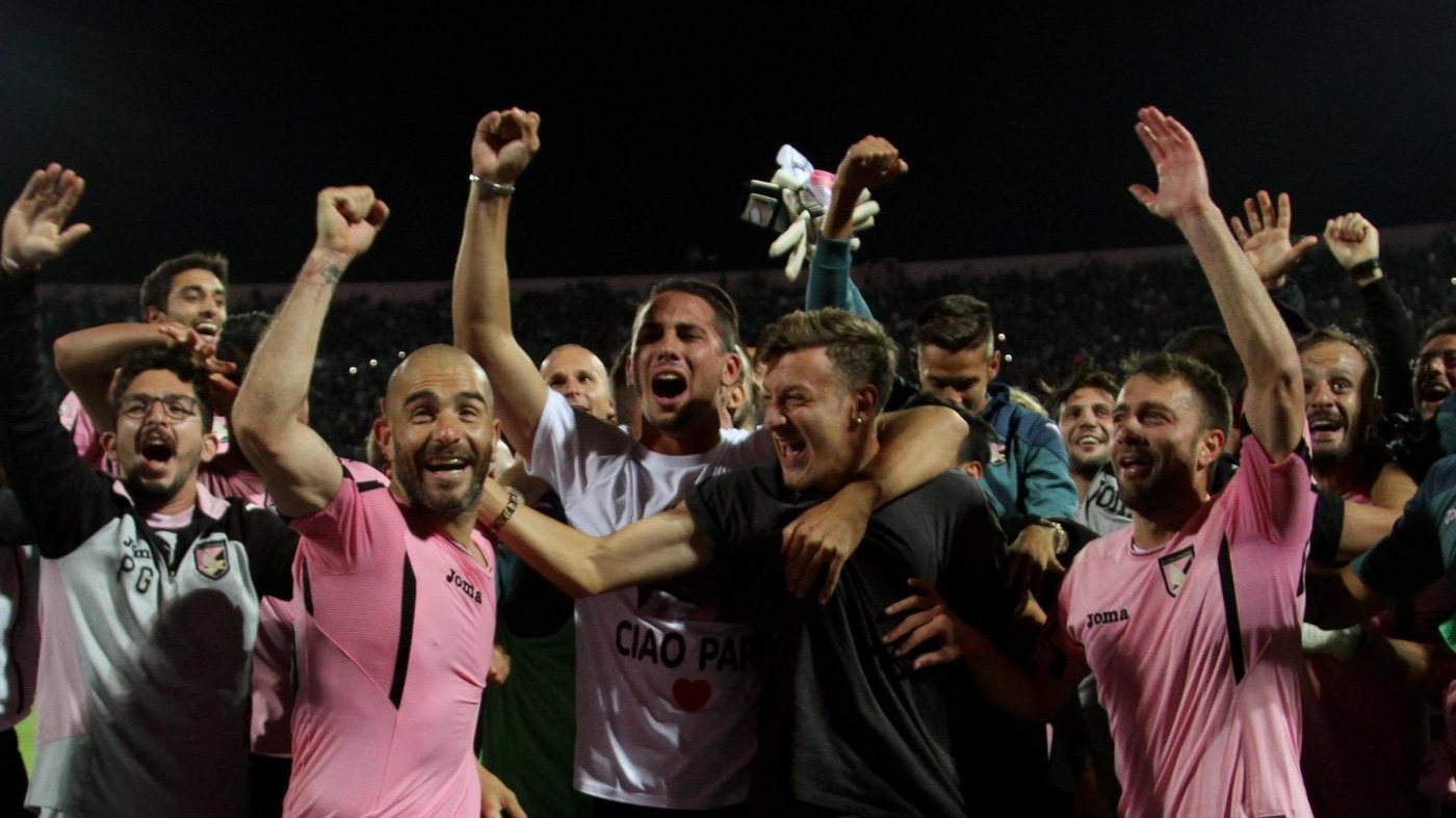 FOTO – Palermo-Verona finisce 3-2: siciliani ancora in A