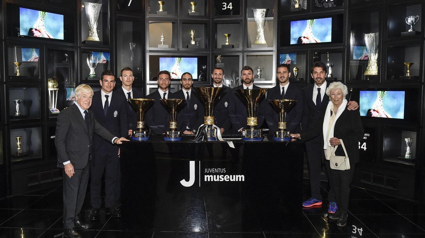 La coppa dello scudetto allo Juventus Museum