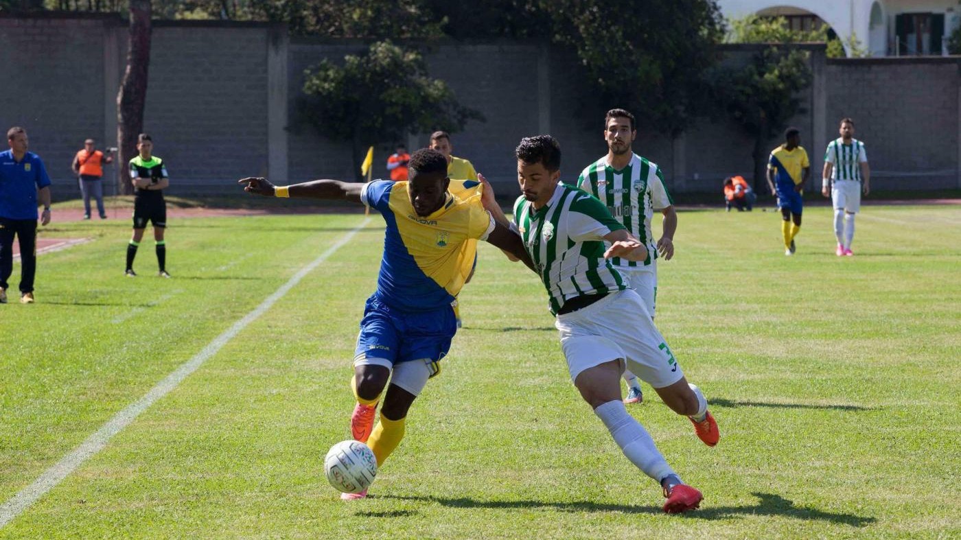 Lega Pro playout, Ischia travolta 3-0 in casa dal Monopoli