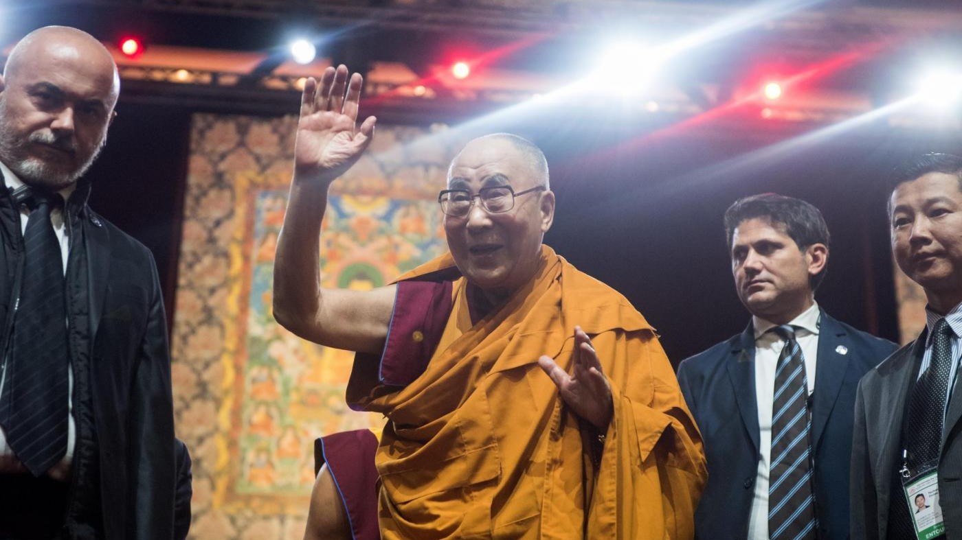 In 12mila per Dalai Lama a Rho, presente anche Richard Gere