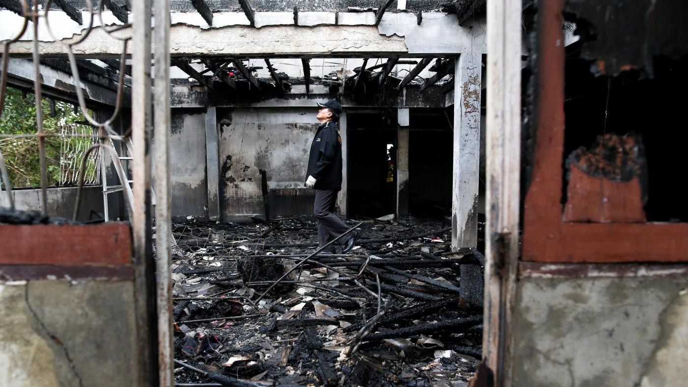 Tailandia, rogo in un collegio nel nord del paese